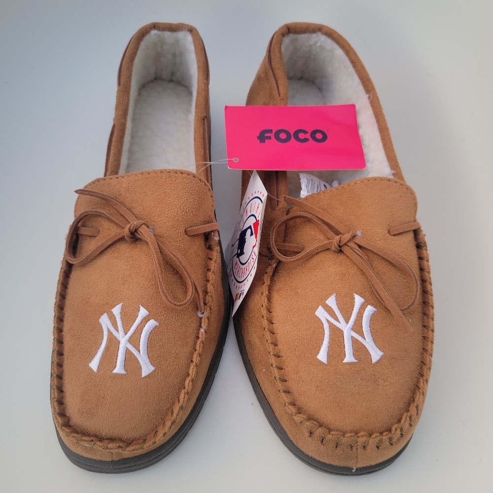 Foco yankees embroidery sleepers size L